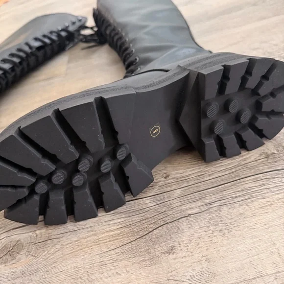 Steve Madden Motto Boots - Picture 4 of 8